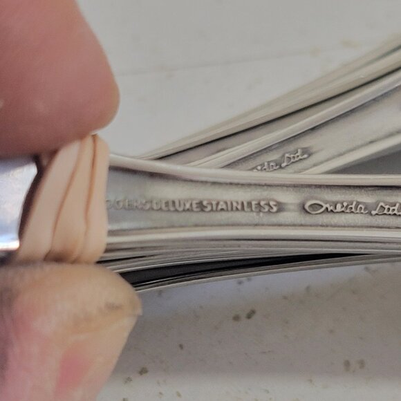 Vintage Roger's Oneida Stainless Steel 16 Piece Setting Flatware - Picture 3 of 5